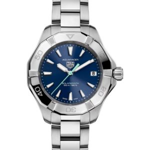 Stainless steel TAG Heuer Aquaracer watch with a blue dial, date window, and rotating bezel interpreted as a luxury sport timepiece.